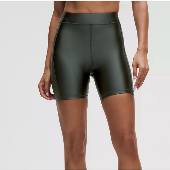NWT Lululemon Satin Shine HR Short 6”-Size 4 in Blackened Pine reg $88 - Picture 2 of 10
